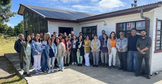 CreaRural's tweet photo. Invitamos a todas las comunidades educativas para hoy martes 23 de abril, a las 16.00 horas a una reunión informativa para participar en el Programa de Acompañamiento a Escuelas Rurales. No faltes.

Conectarse aquí: https://t.co/L3faezB5ji https://t.co/IBTZ5iXagD