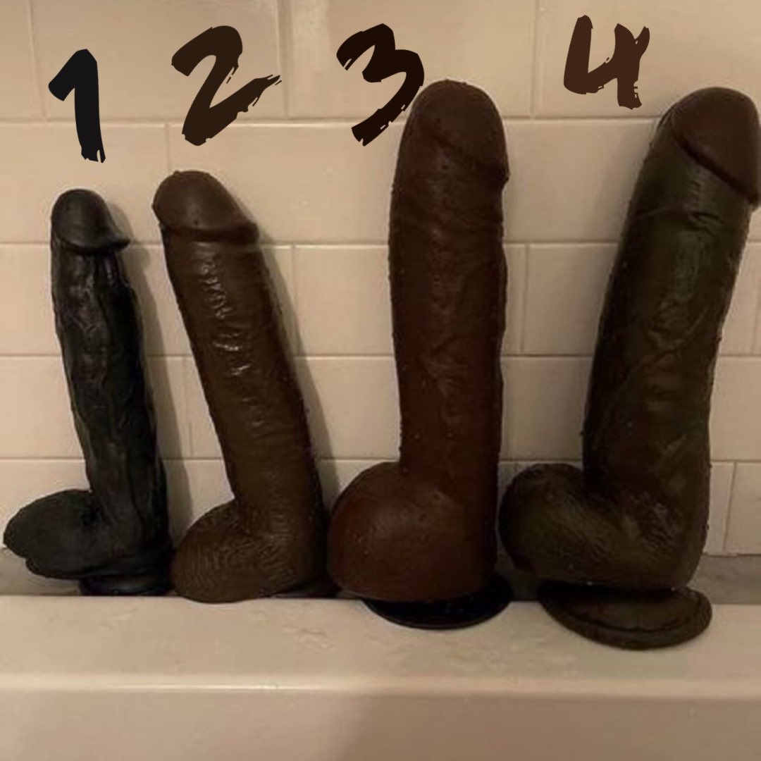 Thick_Piggy's tweet photo. your gf can’t decide which silicone bull to ride! maybe u can help pick one??🐽

4 for me🖤🖤 https://t.co/eTfp4VG4xS