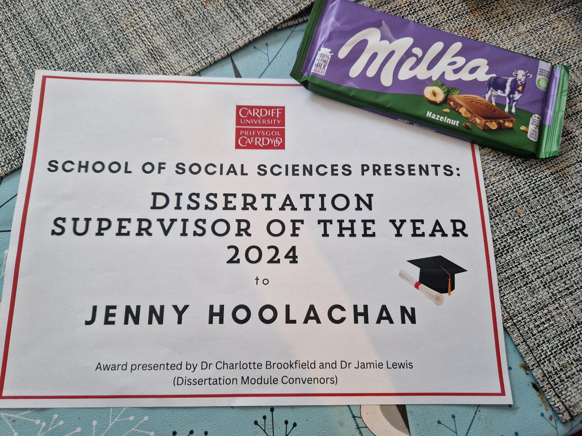 I'm so chuffed to have won 'Dissertation Supervisor of The Year' after being nominated by my wonderful UG dissertation students. The lovely words that they wrote really mean a lot and supervising their work this year has been a genuine pleasure 😊 @CUSocSciRsch @CUCriminology