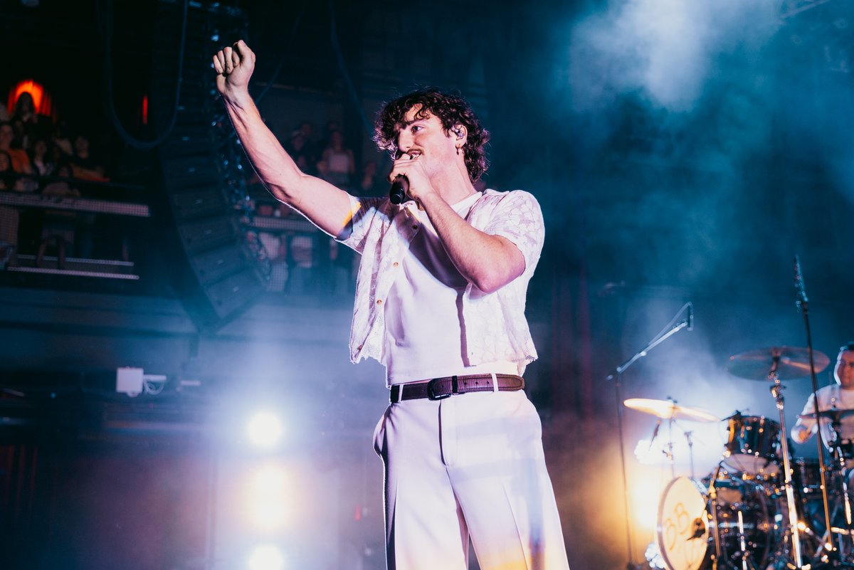 .@bensonboone 🤍 SOLD OUT 🤍 at The Fillmore Silver Spring 📸 Hailey Collins