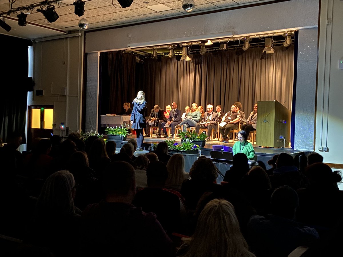 Another fantastic Presentation Evening (Part 2) @StewardsAcademy with so many well deserving students who we are sad to see go but happy to see them fly!!! @yourharlow @vicgoddard @Stewards_Head @StephenDrew72