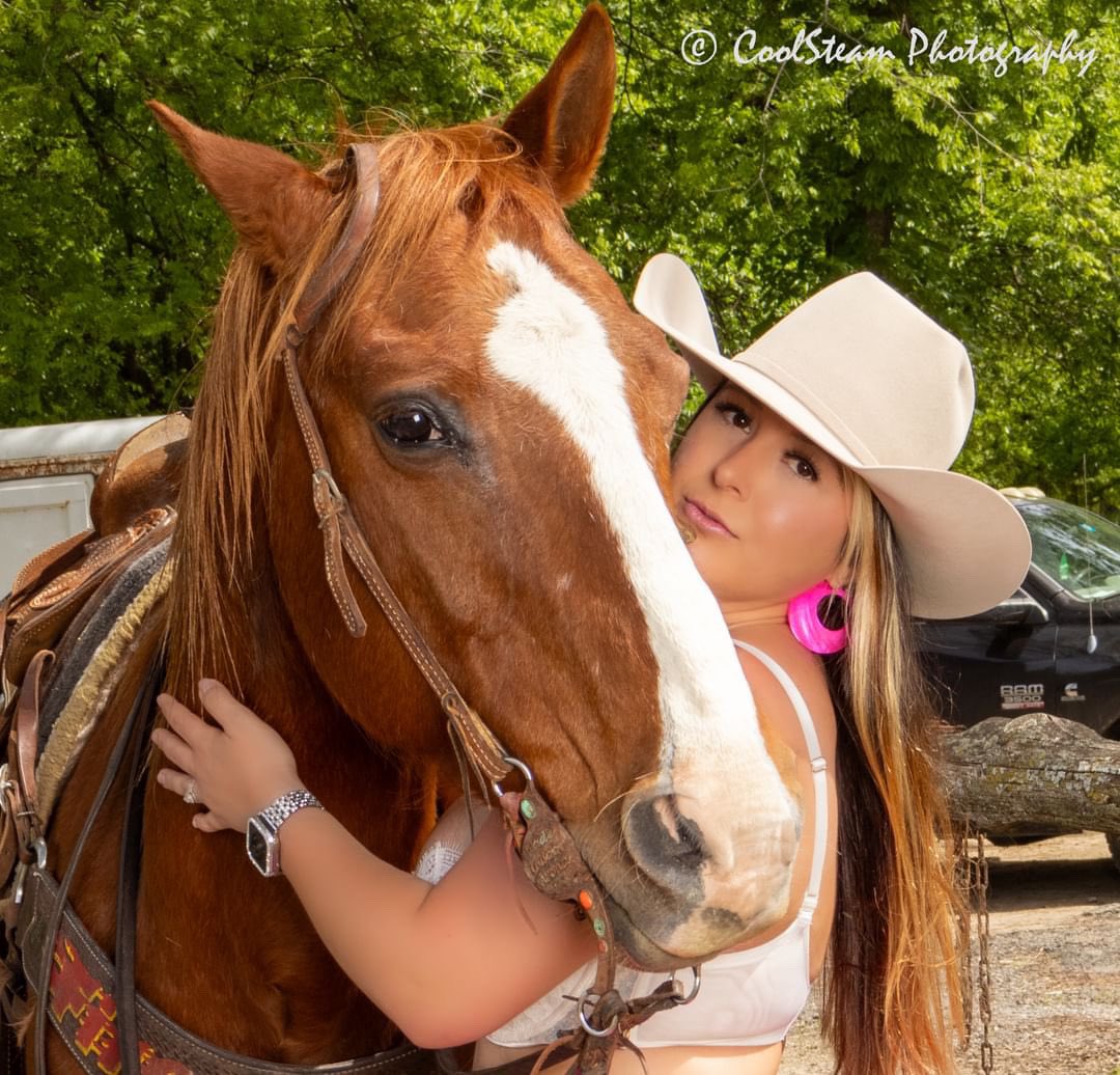 Cowgirl through and through 🐴🩷

📸 @CoolSteamPhoto 

Hat: @AmericanHatCo 
Bra: @VictoriasSecret 

#cowgirl #cowgirls #cowgirlup #cowgirlstyle #cowgirlfashion #cowgirlchic #cowgirlboots #cowgirlhat #horse #horselover #horselife #horses #horselove #horsegirl