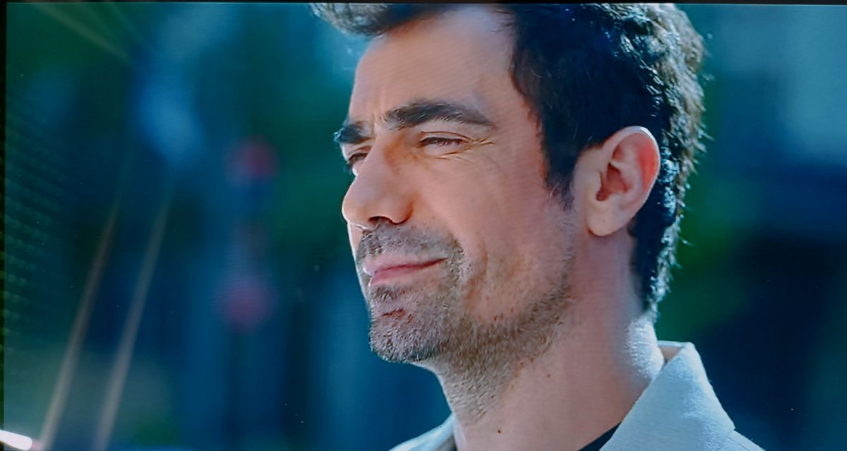 quiqquilla's tweet photo. So ... tell me, what do we do now?

I have a plan. 

As usual, huh? 

indeed. 

So we're not going anywhere.

We're not going anywhere. We'll be here. We've still got so much to do

#KuşUçuşu
#BirceAkalay
#IbrahimÇelikkol
#3season https://t.co/li8g8e776B