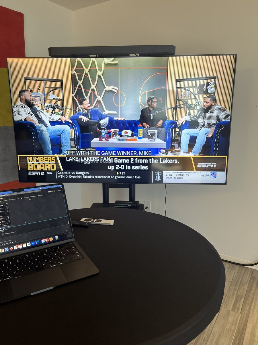 MylesBHungry's tweet photo. Found multiple TVs at PrizePicks HQ in ATL #NumbersOnEspn @PeeWeeDaPlug @KOT4Q @Mikebeenhere @Dmills___ https://t.co/T4W6o0Vtb0