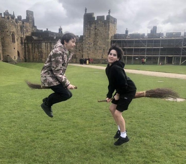 Some of our S1s enjoyed a special trip to Alnwick Castle today as part of their Social Studies topic. Alnwick Castle is the original Hogwarts, backdrop to the Harry Potter films! What an amazing day 
! A tour, artisan courtyard and best of all - broomstick lessons! 🧹🧙
#REACH