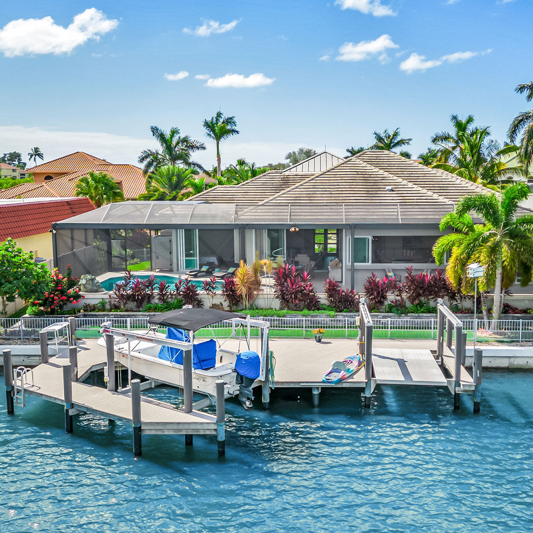 This luxury waterfront home with stunning mangrove views and top-notch features successfully sold for $2,975,000.
bit.ly/4aDSl2l   

Michelle Thomas SWFL Real Estate Agent
239.842.1667
michellet@michellethomasteam.com

#michellethomasteam #realestate #sothebysrealty