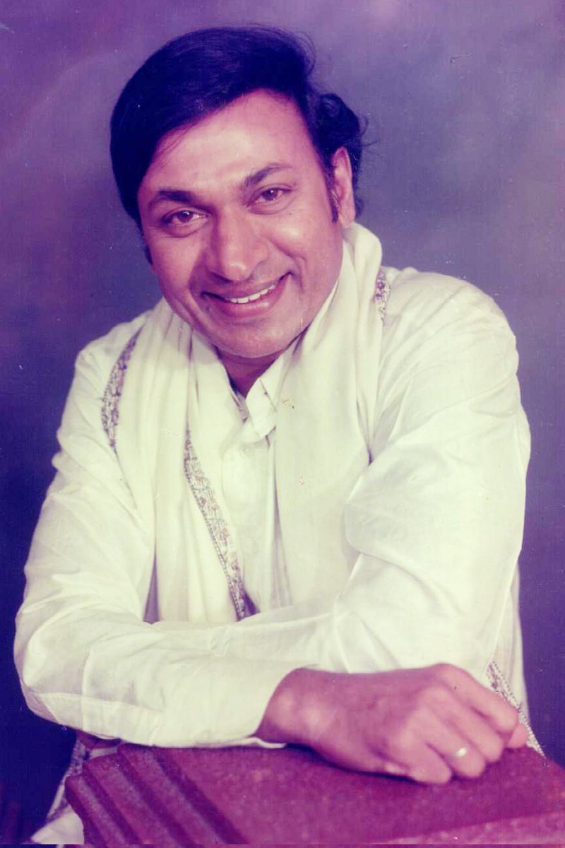 The Festival Day is here❤ Happy Birthday God 🎂😍❤ 

Let your blessings be on us🙏🏼 

#HBDDrRajkumar ❤🎂

#AnnavruBirthday 
#DrRajkumar #Annavru #Appaji #God
