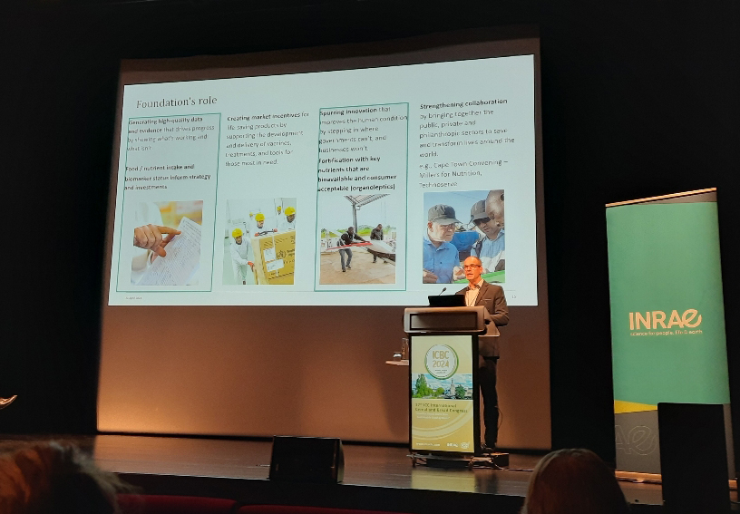 INRAE_PdL's tweet photo. Le congrès international des #céréales et du #pain co-organisé par @INRAE_BIA avec @LaboGEPEA se déroule à #Nantes cette semaine 
300 participants de la communauté céréalière mondiale réunis : scientifiques, technologues, meuniers, boulangers
▶️https://t.co/Z7JiLFdAte https://t.co/UtuHIpWSLu