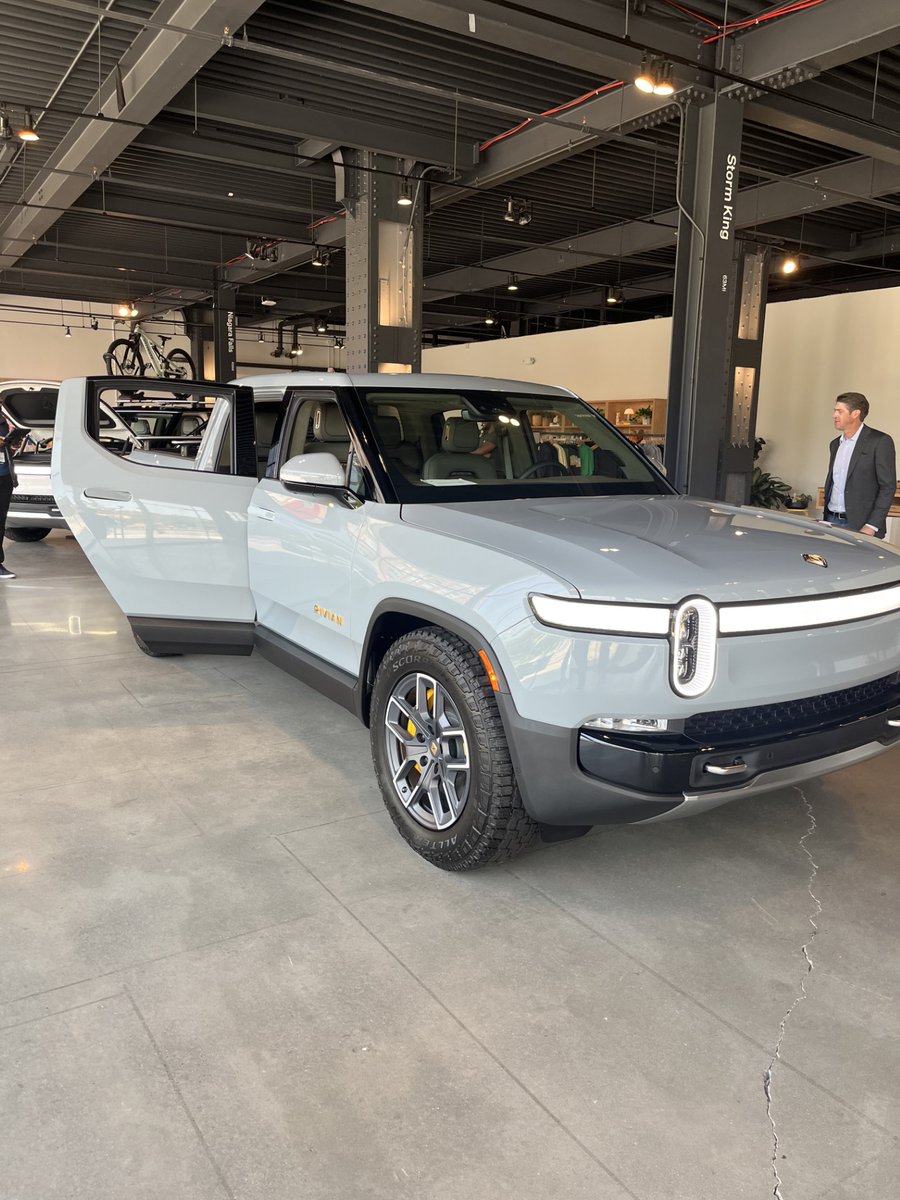 I think @Rivian $RIVN is intriguing here (the definition of intriguing is “something that is very interesting or fascinating, or that can arouse interest or curiosity”). That said, the problem with Rivian remains that they need more money to scale their business to profitability