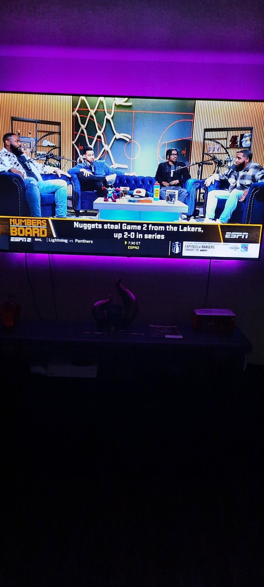 YaBoyElRey's tweet photo. Lets Go!! Proud of yall man @PeeWeeDaPlug @Mikebeenhere @Dmills___ @KOT4Q #NumbersOnEspn #notb @notbpod @EnjoyBBall https://t.co/uNR5FCo0P7