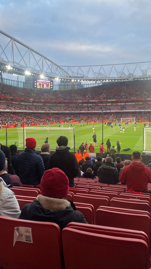 Thomas_FB21's tweet photo. Well this is a first for me #ARSCHE #Arsenal #Chelsea https://t.co/T7u1iHF73z