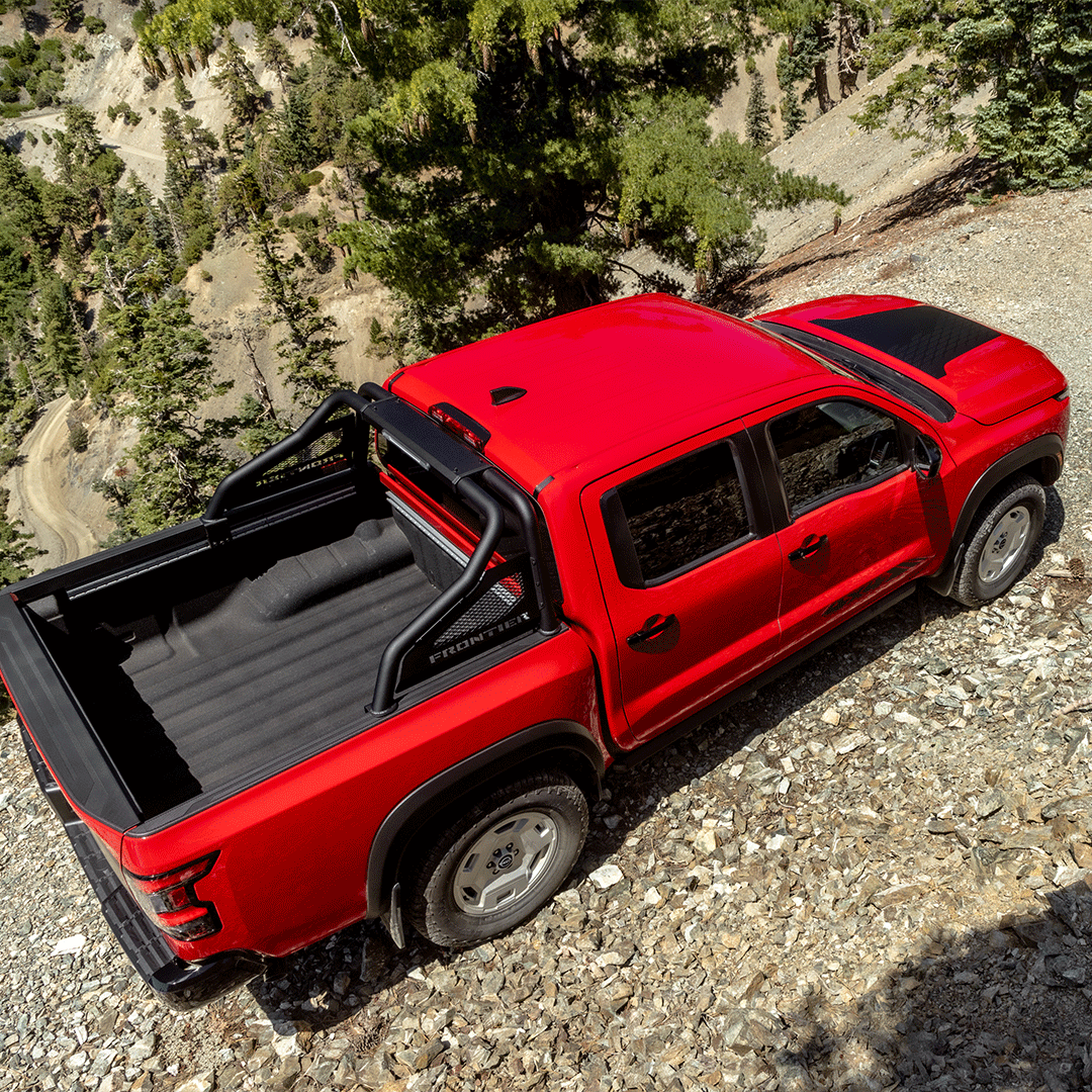 AutosLatinos's tweet photo. Experimenta la nostalgia de los años 80 y 90 con la #NissanFrontier Hardbody Edition 2024. Un modelo inspirado en el pasado creado para impresionar. https://t.co/qiP0k7pNtC