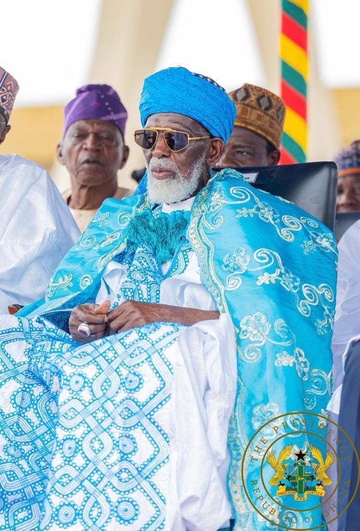 Happy 105th Birthday to the National Chief Imam, His Eminence Sheikh Osman Nuhu Sharabutu. You’re a gift to the nation Ghana and beyond! May Allah continue to bless and protect you with a long life, Sir! 

#CitiCBS | #earthquake | Kumasi | Napo | D and G | King Promise| #JoyNews