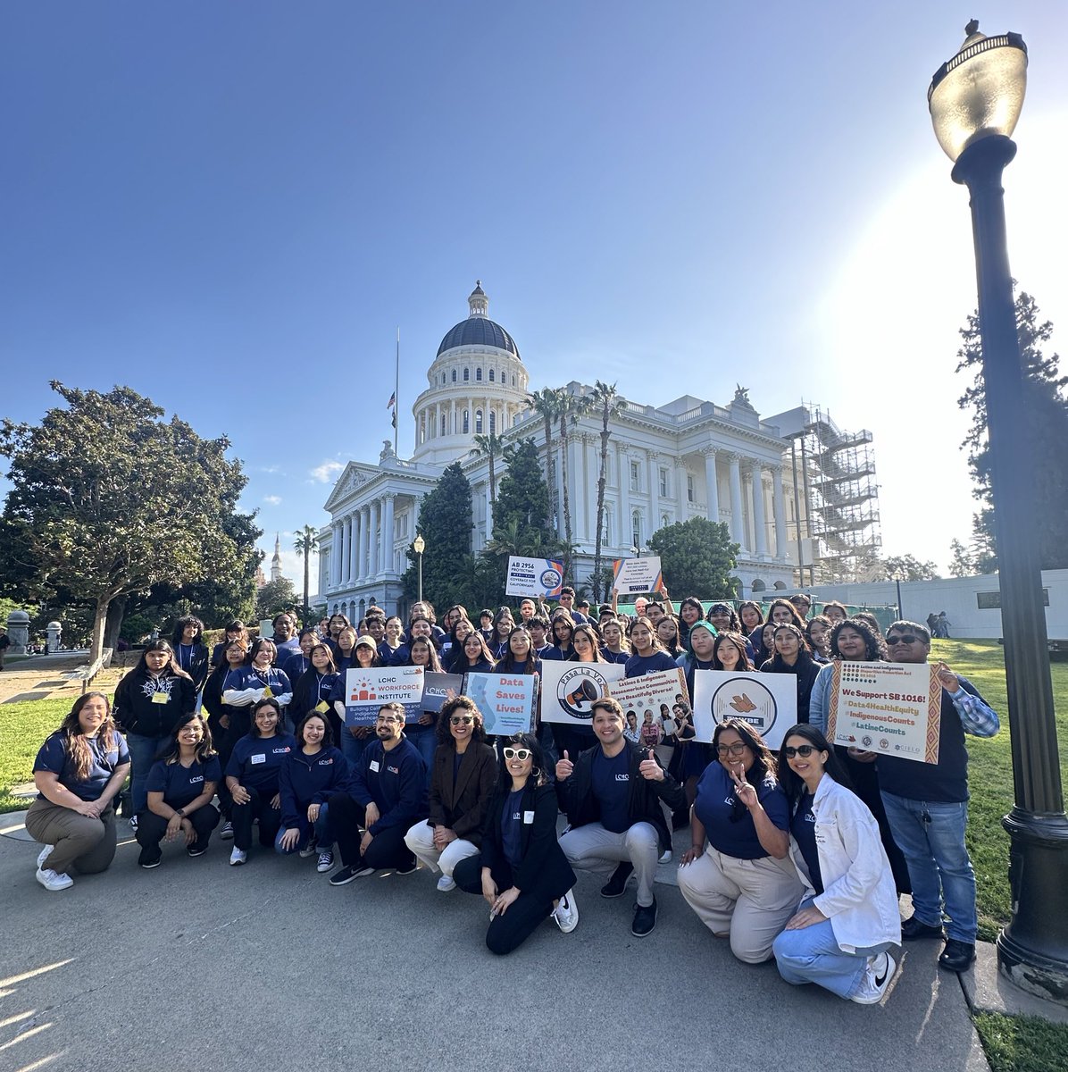 80+ Latine and Indigenous community leaders and advocates in Sacramento for our Day at the Capitol! Thank you for sharing your stories and making your voices heard 👏🏽🧡 #LCHCDaC #HealthEquity