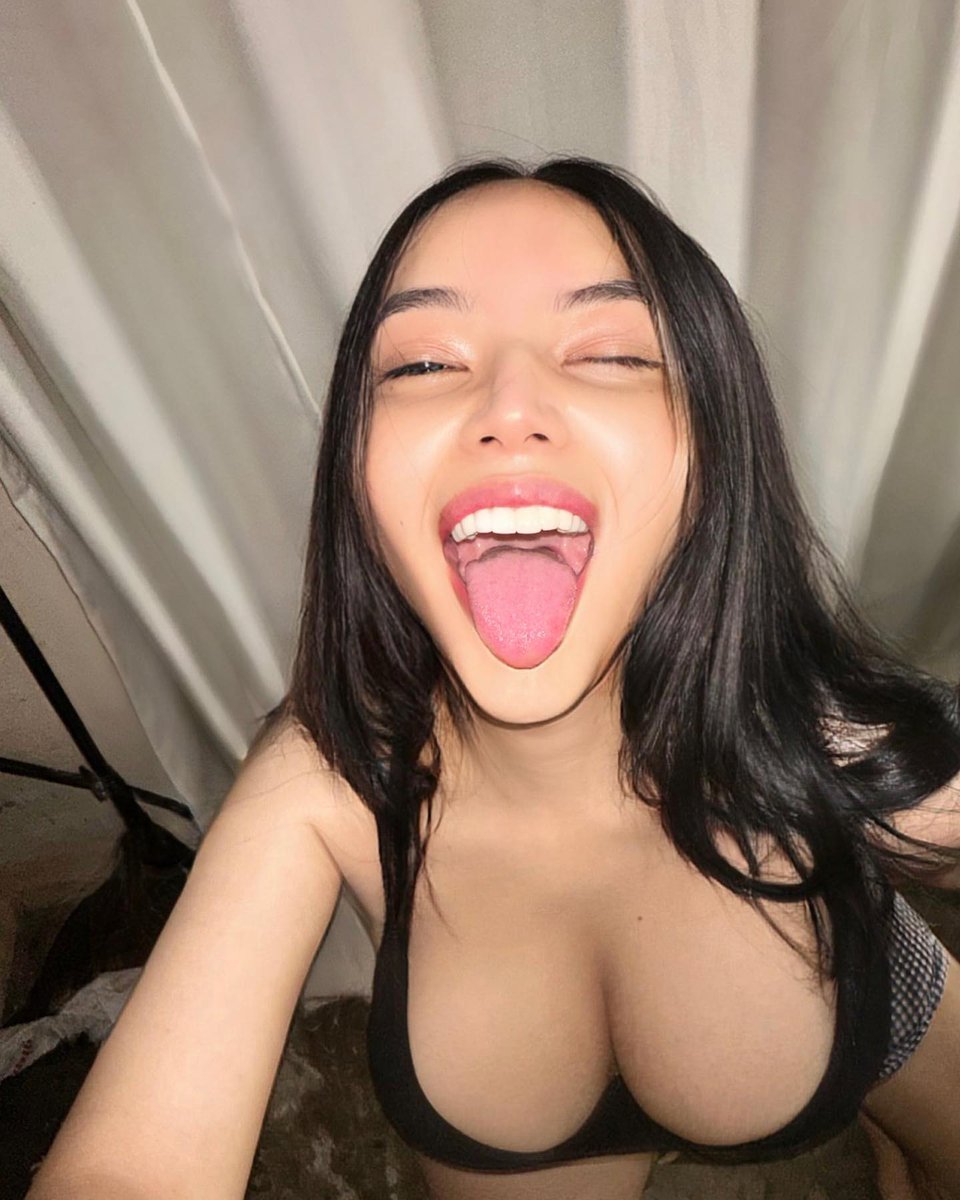 bahanbuatmalam's tweet photo. mncrt bnyak kn 🥵🥵🥵🥵💦💦💦💦 https://t.co/YekjuIOgt1