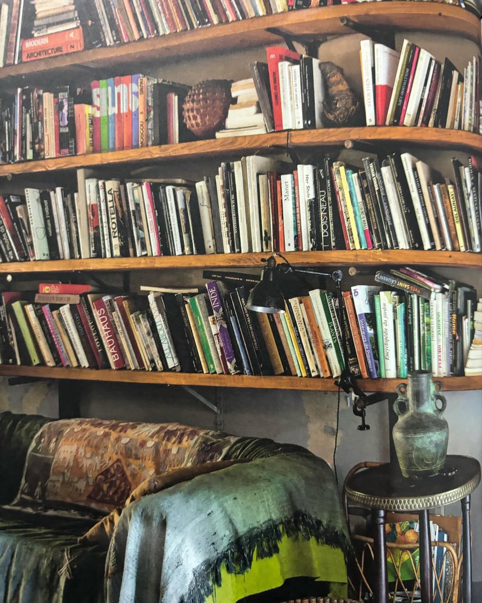 Biblio Style. How we live at home with books.
$700
#bibliofilia #libros #diseño #librería #libreríadecuarto
