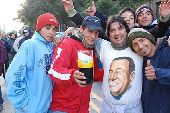 Los pibes de la UVA 🍇