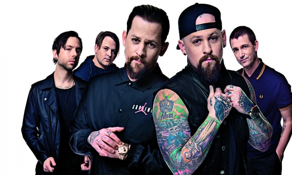 chris_c64's tweet photo. @BillyReevesOK Good Charlotte https://t.co/Olt3PlHDDQ