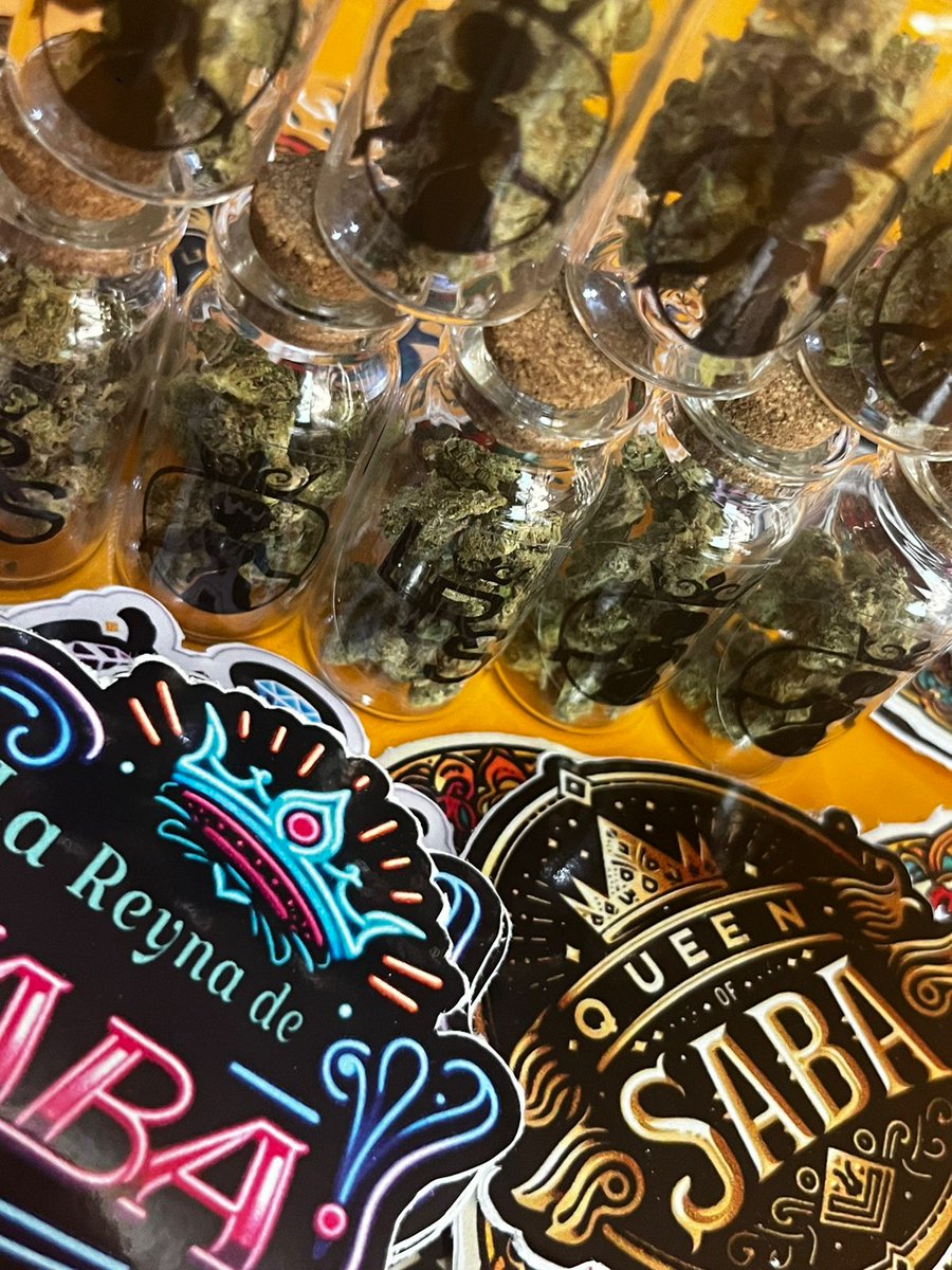 lareynadesaba's tweet photo. 🚨🚨HAY REGALOS EXCLUSIVOS PARA LA GENTE DE "X"🚨🚨
‼️‼️COMENTEN LAS ZONAS QUE LES GUSTARIA ENCONTRAR SUS RGALOS ‼️‼️
P.D. SON VARIAS MARCAS PARTICIPANDO NO LO OLVIDEN X MI PARTE LES DEJO ALGO DE LO QUE PODRAN DISFRUTAR. https://t.co/XfztsEUV19
