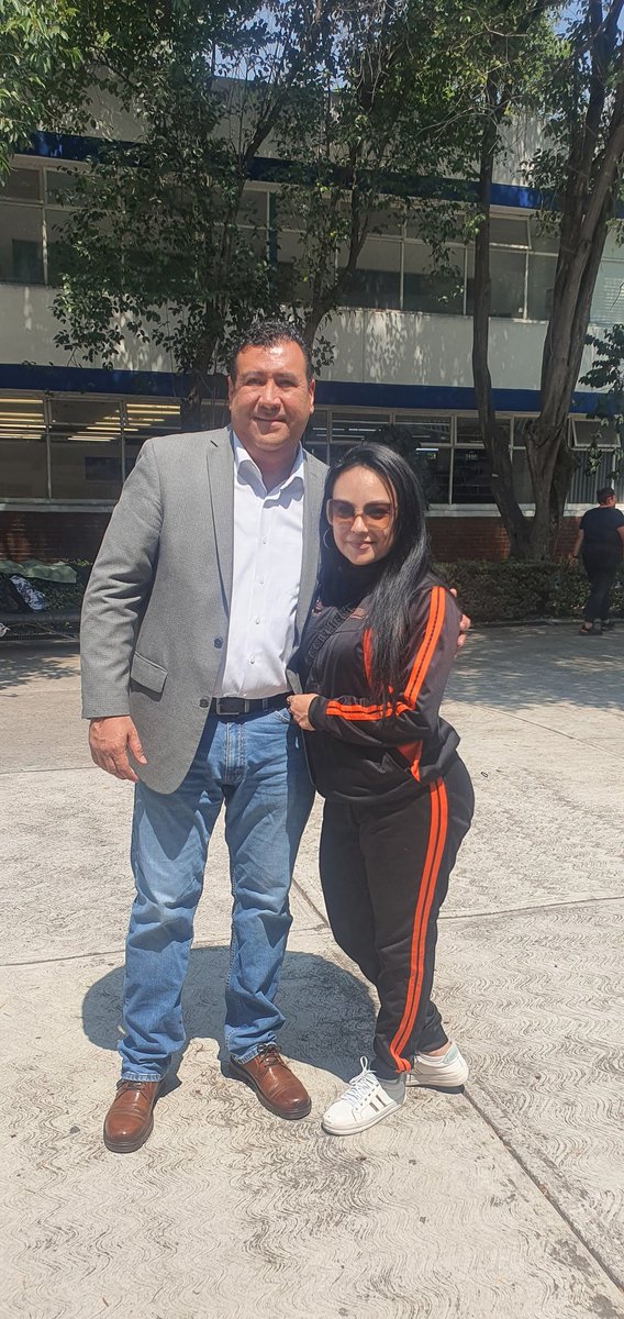 barrera_giba's tweet photo. @EmilioOrtizA Orgullosa de ser partr de la Inaguracion de Programa Deportivo SEP-SNTE INVIERNO 2023-224 @EsEf https://t.co/zce49iunXq