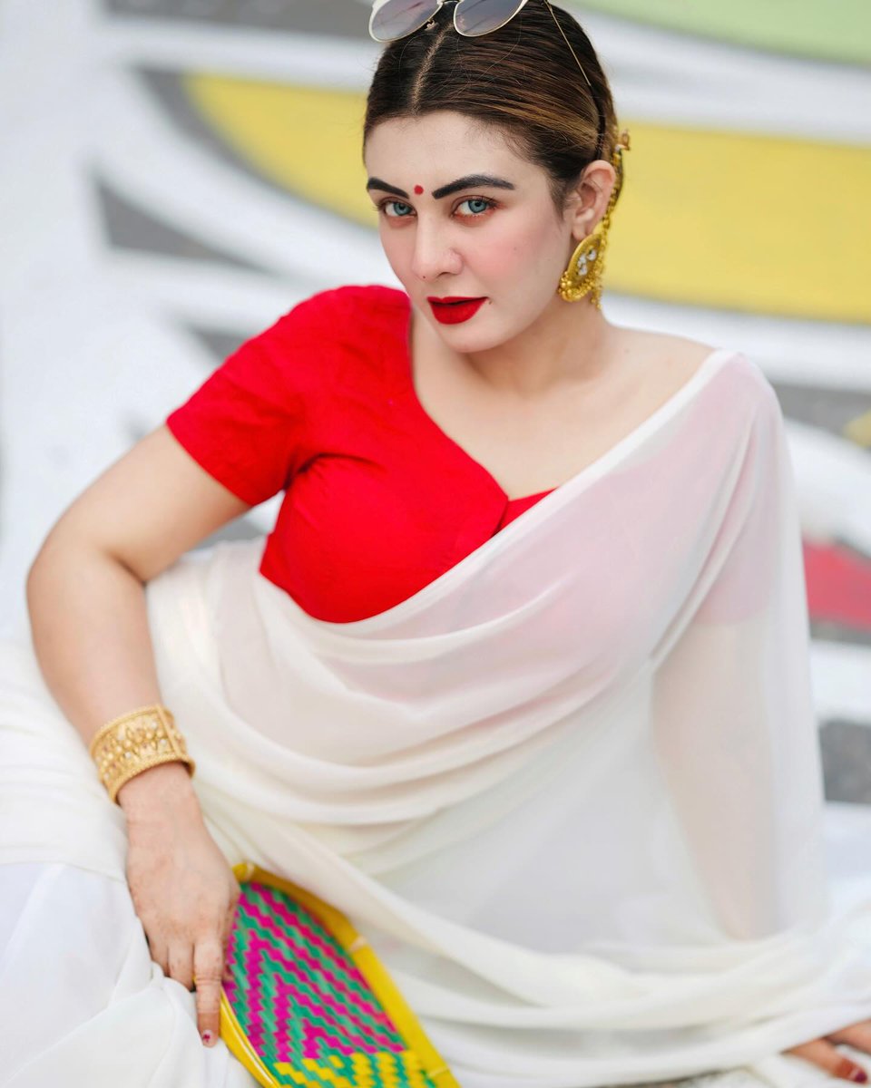 DoctorZeba's tweet photo. انسان کی خوبصورتی کا تعلق
اس کے ظاہر سے نہیں بلکہ باطن سے ہے ہر وہ شخص خوبصورت ہے
جو ایک خوبصورت اور با اخلاق دل کا مالک ہے https://t.co/6DTMyfnEZX