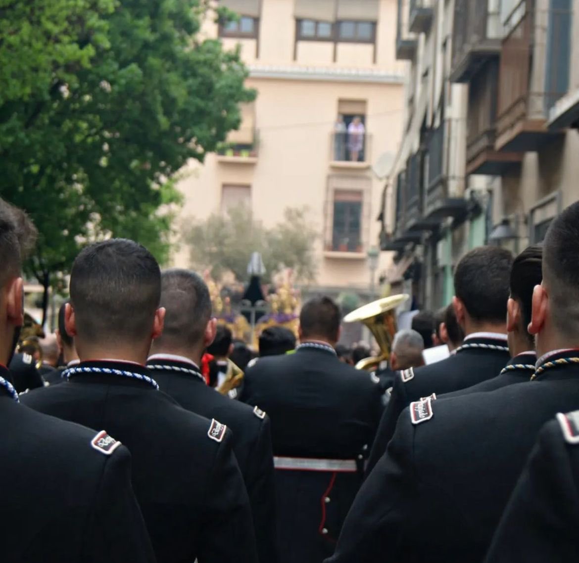 XXXI años de pentagramas y fe, Felicidades @DespojadoGR , que el Señor de la Oración en el Huerto y su madre de la Amargura os protejan y guíen para que nunca le falte la música al Señor.