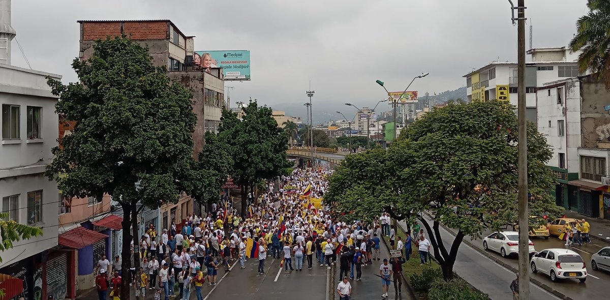 inf_lineacero's tweet photo. ¿Usted cree que en las marchas de este 21 de abril salieron más de 2 millones de personas?
Si   🔄
No ❤️ https://t.co/8fTSv9tr2p
