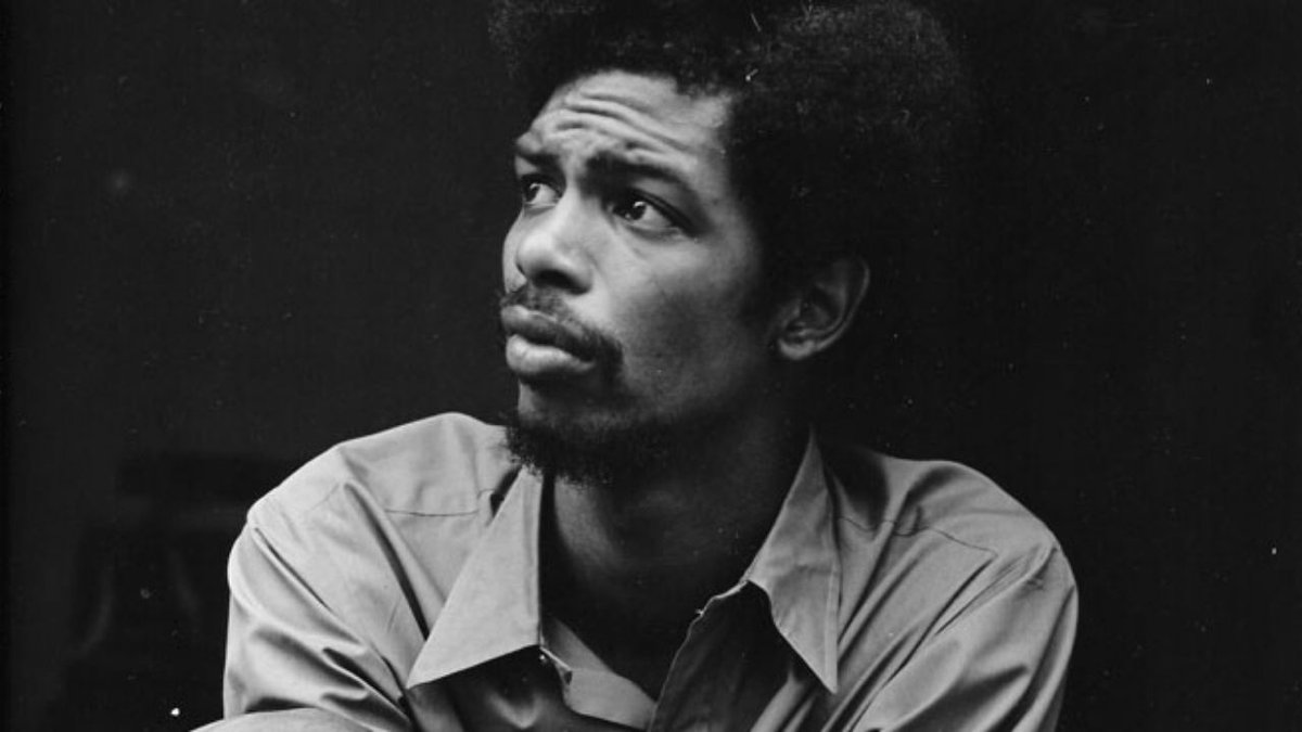 I'm excited to announce the publication of my article, "'A New Era of Black Thought': Revisiting Gil Scott-Heron and the HBCU Protest Novel," in the latest issue of The Vermont Connection!
scholarworks.uvm.edu/tvc/vol45/iss1…