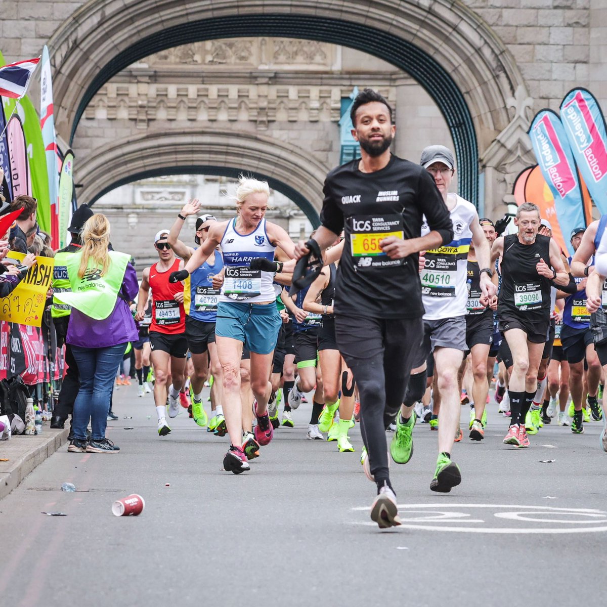 QuackShaikh's tweet photo. Feeling grateful to have completed my 4th @LondonMarathon What an extraordinary day filled with unforgettable moments and memories that will last a lifetime. Having ran @bostonmarathon just 6 days prior, I had no idea what state I’d be in, but the support and energy carried me. https://t.co/LO7dnMANjp