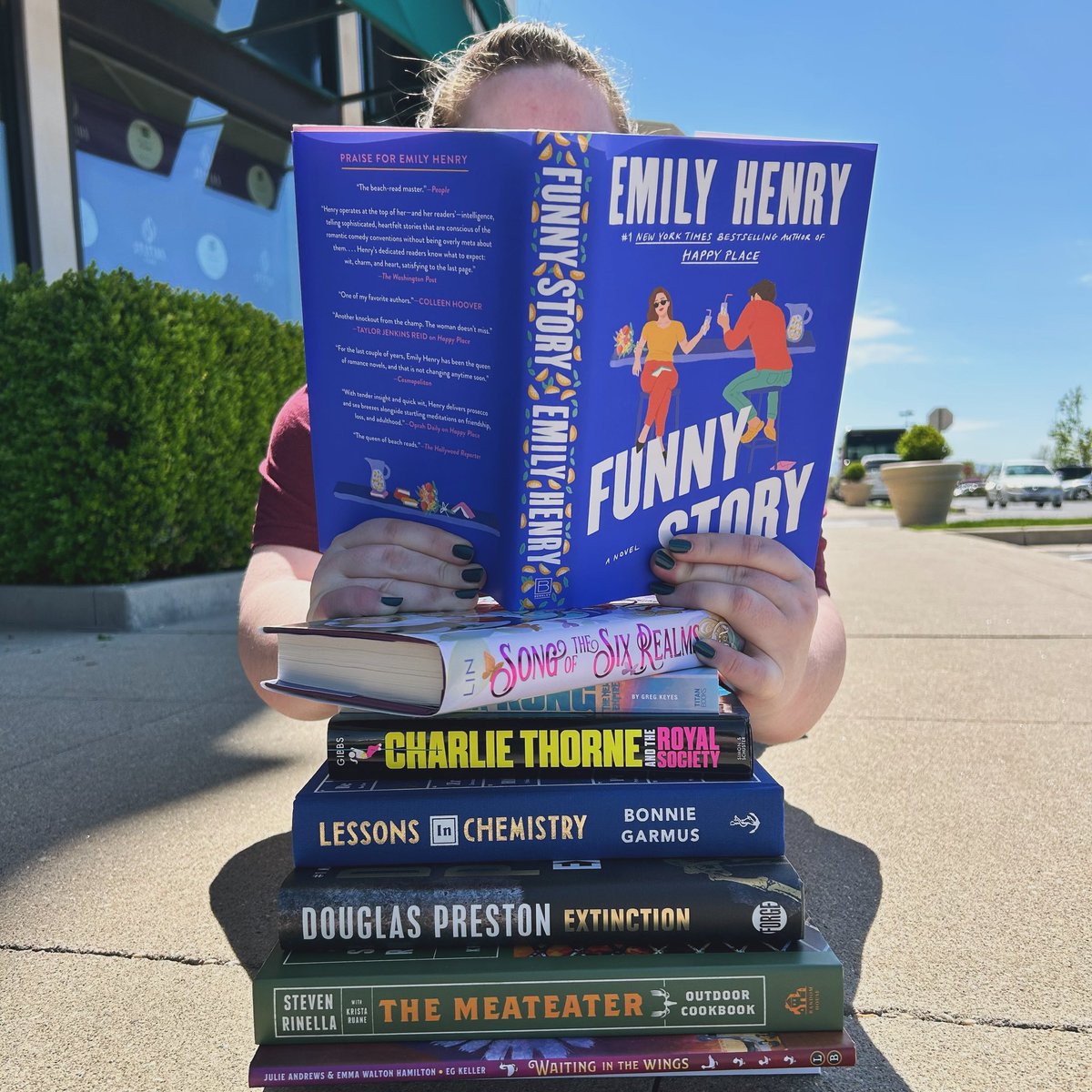 Happy #worldbookday 📚 It’s a great day to celebrate by reading the books you have or by getting a new book! 

#mybn #bnbuzz #sandyutah #saltlakecounty #slc #bn236 #bookstagram  #bookish #igreads #igbooks #booknerd #instabooks #booklove #instabook #newreleasetuesday
