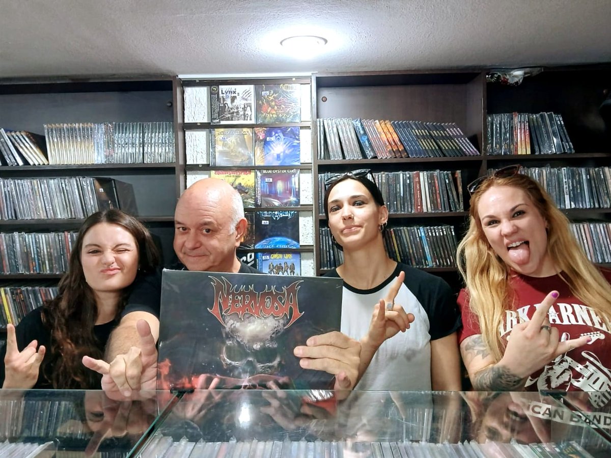 Die Hard tweet media