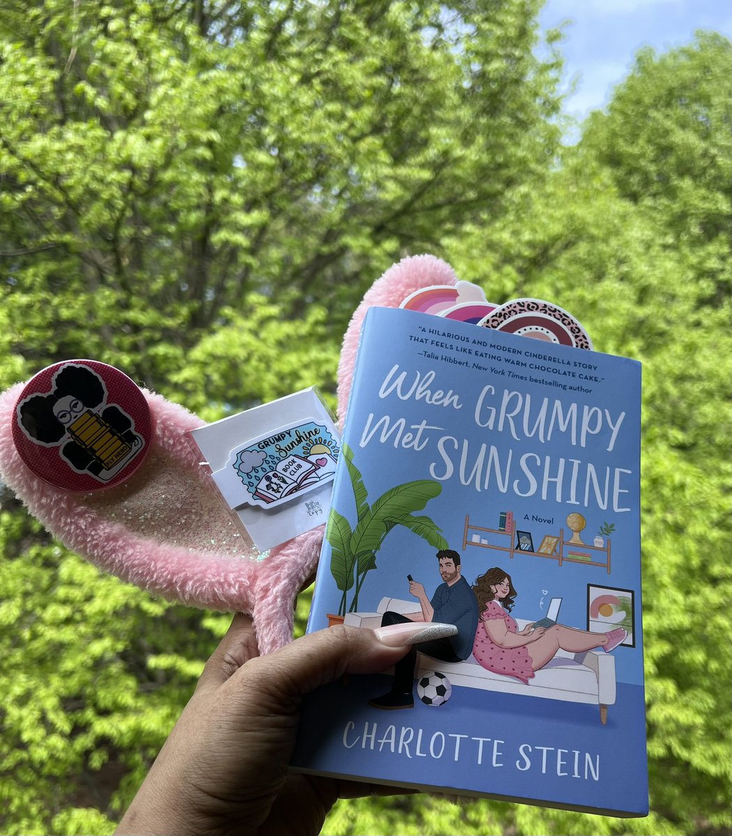 JoyfullyReviewd's tweet photo. #Bookmail from @Charlotte_Stein 😍😍😍😍😍😍😍 accompanied by cute bookmark & stickers.
#signedsealeddelivered #romancebookreader
#WhenGrumpyMetSunshine
#romancebooksaremylovelanguage
Want to check out the blurb, buy links? >> https://t.co/ncxC1er2Rg https://t.co/k7YiE9XPtv