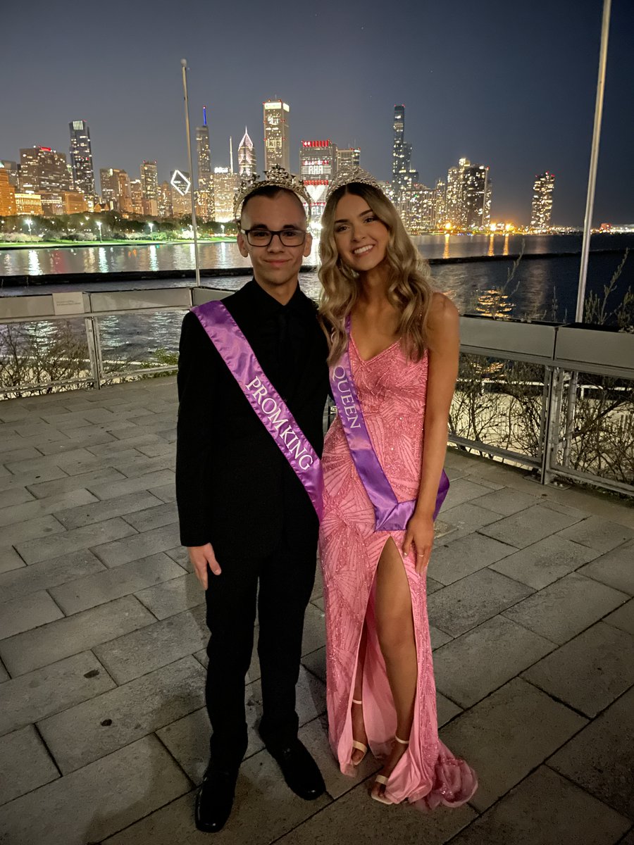 @Lemont_HS's 2024 Prom at @shedd_aquarium is in the books, and it turned out to be a beautiful evening at a wonderful venue! Congratulations to our Prom King & Queen, Jacob Markowski and Elise McCann! #WeAreLemont
