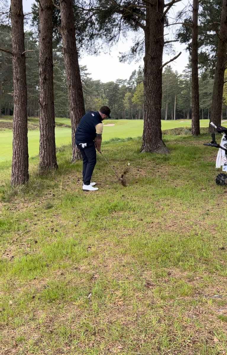 A historic match took place today as Wentworth Golf Club invited the Men's 2nd team to their magnificent venue

The team of <a href="/Humphrys1992/">Jamie Humphrys</a> <a href="/G_Aubz/">Geraint Aubrey</a> <a href="/DiggyBird/">Diggy Bird</a> <a href="/GarethBale11/">Gareth Bale</a> <a href="/paddymull/">Paddy Mullins</a> &amp; Head PGA Pro <a href="/WillUrwinGolf/">Will Urwin</a> made the trip to Surrey for the occasion

Thnx to all involved 🙏👌