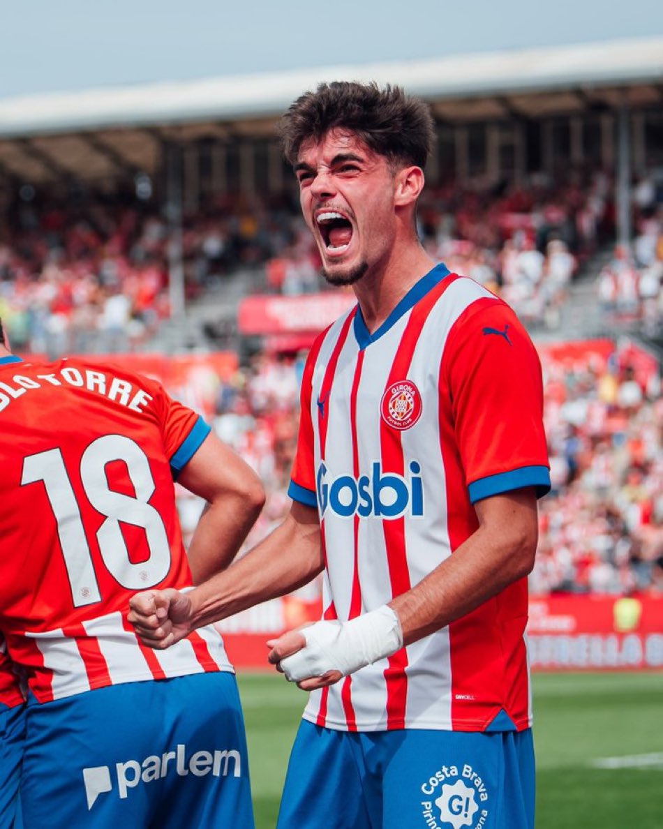 🚨 NEW: #mufc are heavily considering a deal for Girona left-back Miguel Gutiérrez. His release clause is known and United are not unwilling to pay. He wants to play in the Premier League. [@SamC_reports]
