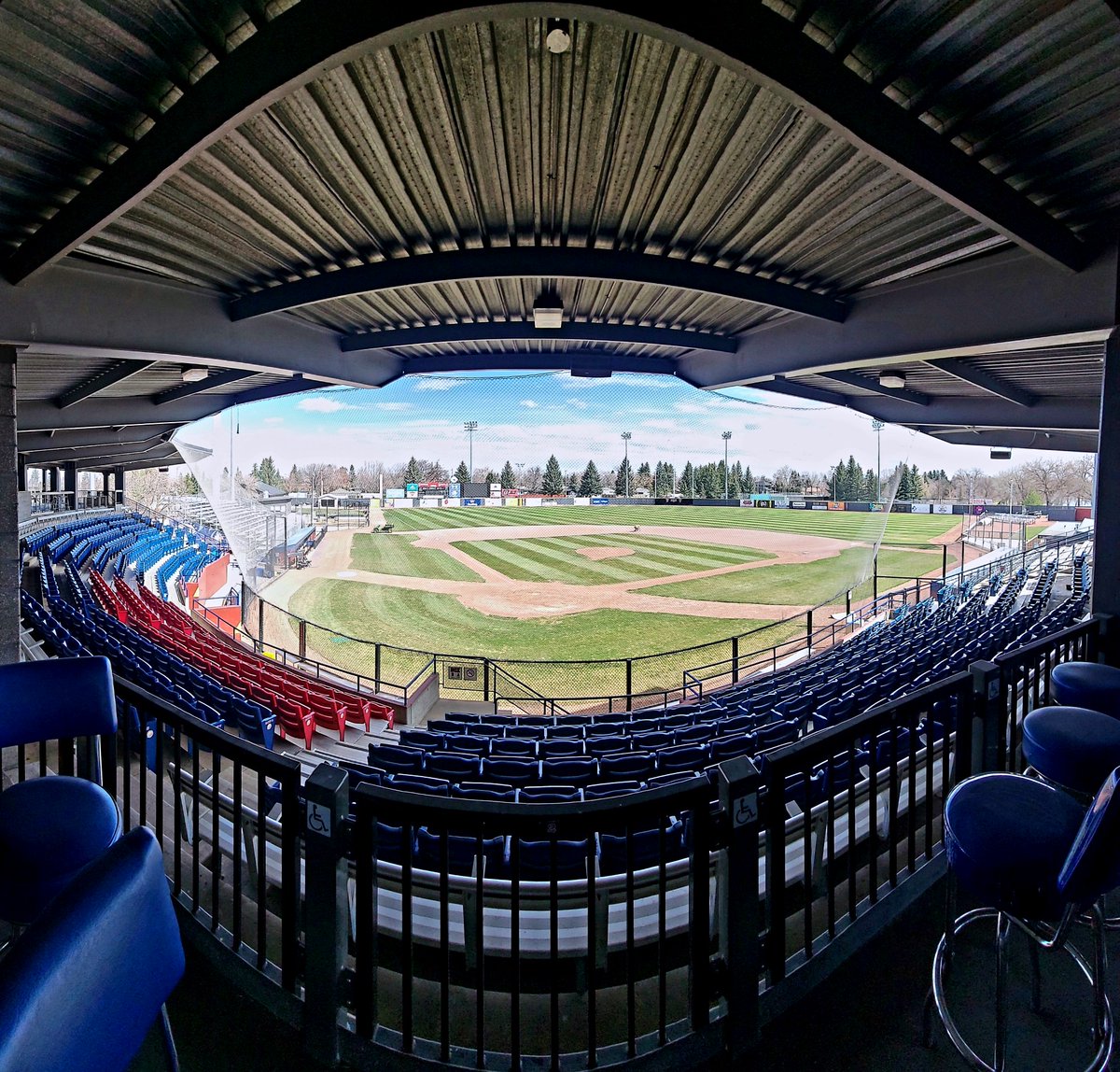 lethbridgebulls's tweet photo. Spitz Stadium has been bustling with activity these past few weeks. We can't wait to see our boys step onto the field this summer βΎπ₯
#LethbridgeBullsBTS #SpitzStadium #LethbridgeBullsBaseball #LethbridgeBulls25 #BaseballStadium #YQL https://t.co/1MUq57Rxkg
