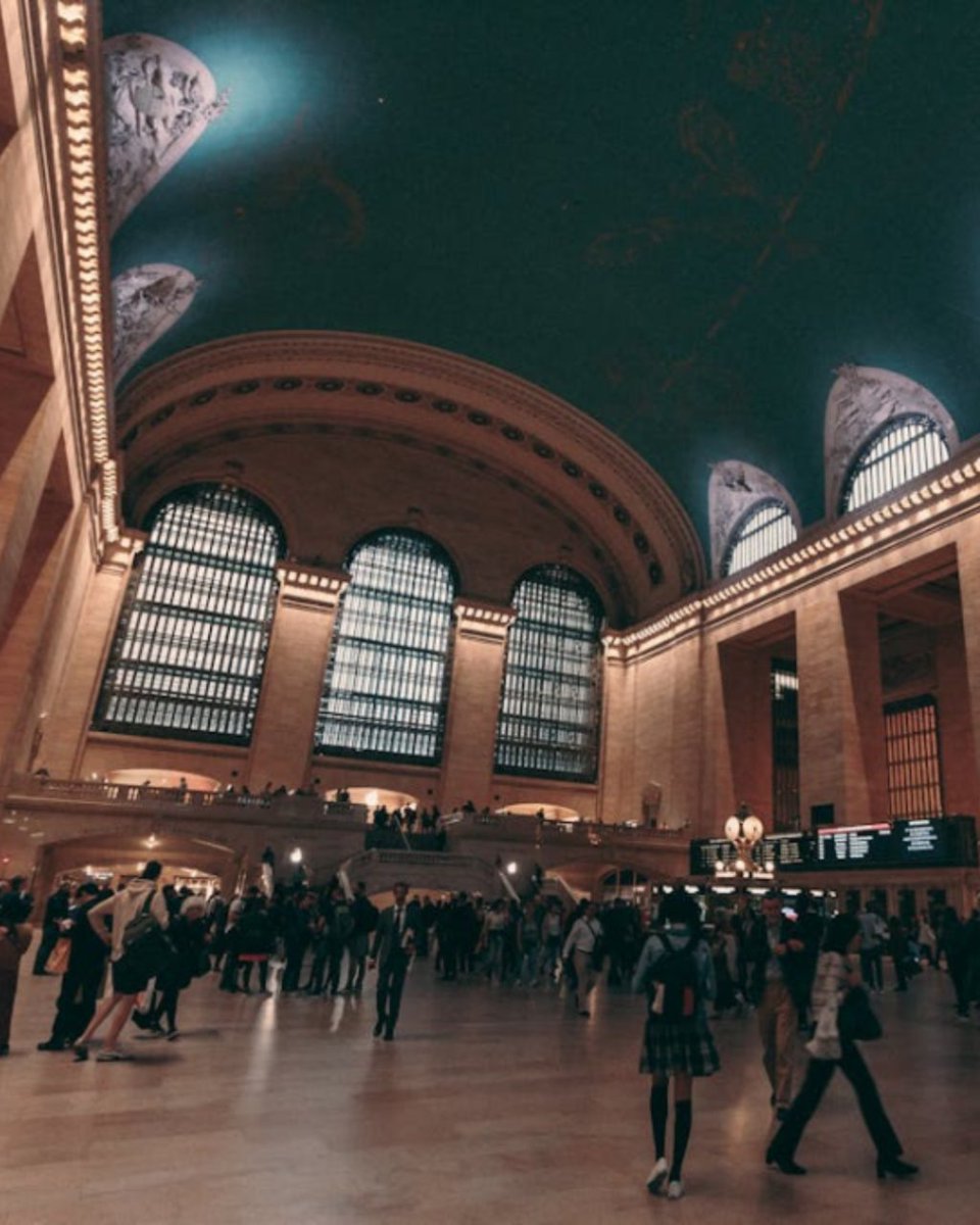 klein_mag's tweet photo. ¡Rafael Guastavino, el arquitecto valenciano que reinventó Nueva York! 🏙️🗽 Su legado perdura en las bóvedas y estructuras de emblemáticos edificios neoyorquinos. Descubre más en nuestra web. 💪🔥

⏩ https://t.co/EUHi3yy4FX

#RafaelGuastavino #NuevaYork #Arquitectura https://t.co/3KcXt4Us2s