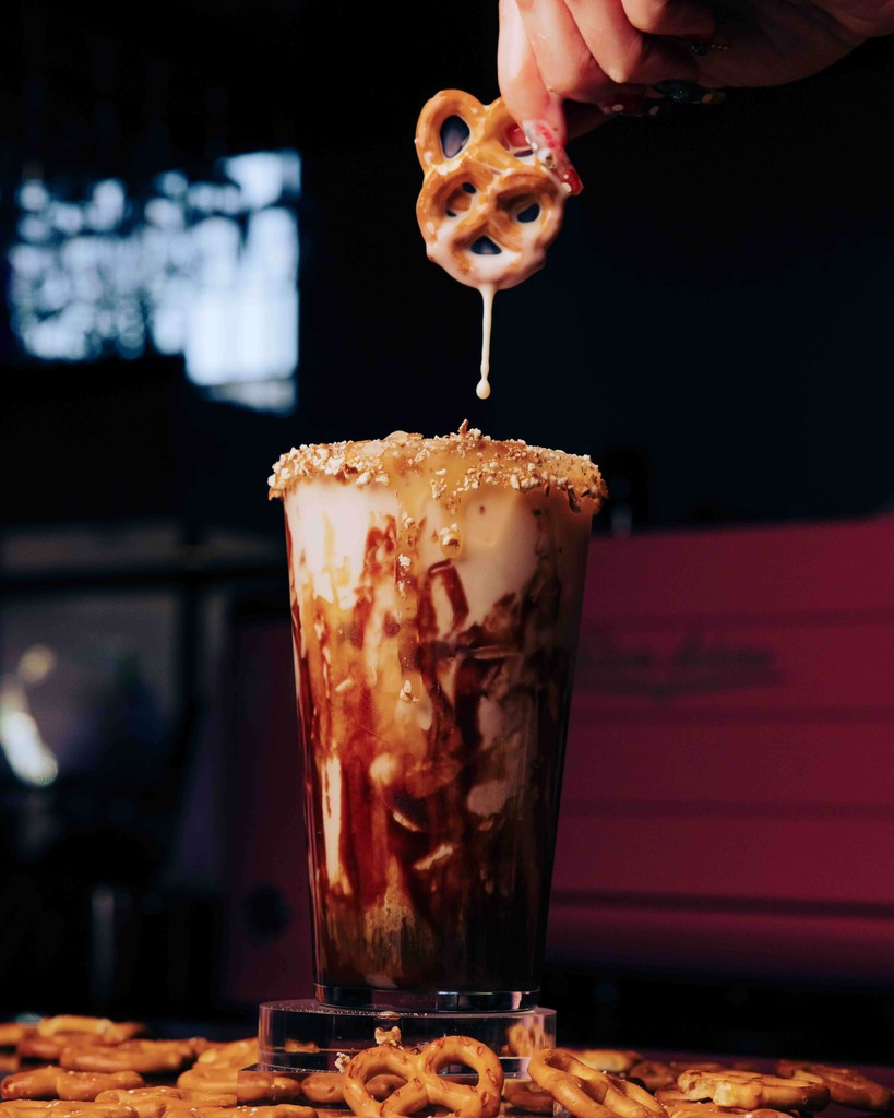 27clubcoffee's tweet photo. Comment BUSSIN if you love our Turtle Latte as much as we do. ๐ฎโ๐จ #27ClubCoffee #TurtleLatte https://t.co/SLNHgNG2YY