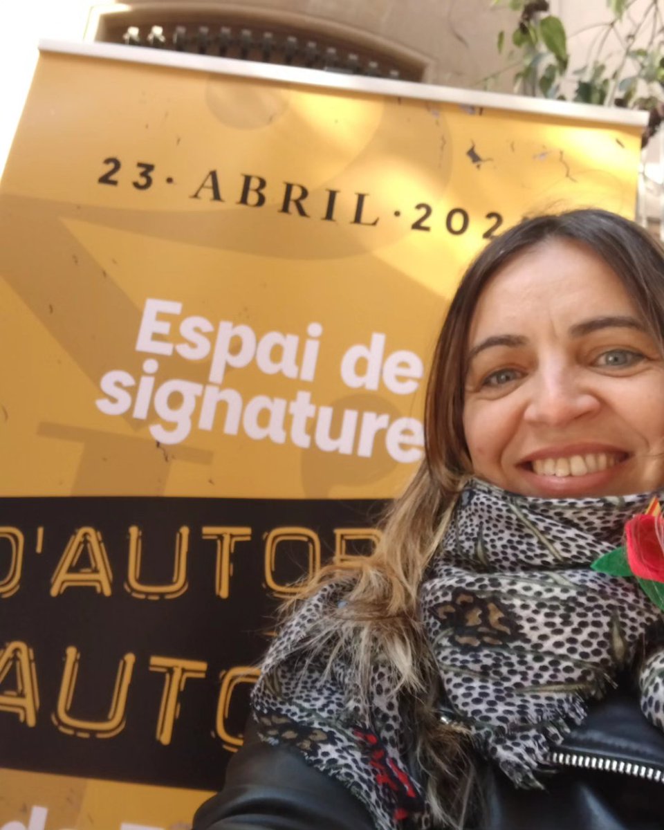 Oleada de 📚 con infinidad de historias, inspiradoras... Me maravilla descubrir que está impresa esa esencia de quien la crea. Somos, únicos e irrepetibles, como todo lo que creamos, extensiones de nosotros, infinitos interiormente en cierta manera 🪄
#martabenediart
#SantJordi