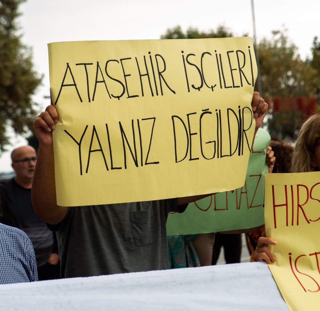 İşçi düşmanı Ataşehir Belediyesi hesap verecek!

Ataşehir Belediyesi’nde çalışan yüzlerce işçi “fazlalık, emeklilik prim günü, deneme süresi” gibi uydurma gerekçelerle haksız ve hukuksuz şekilde işten atılmaları üzerine seslerini duyurmak ve haklarını aramak için mücadeleye