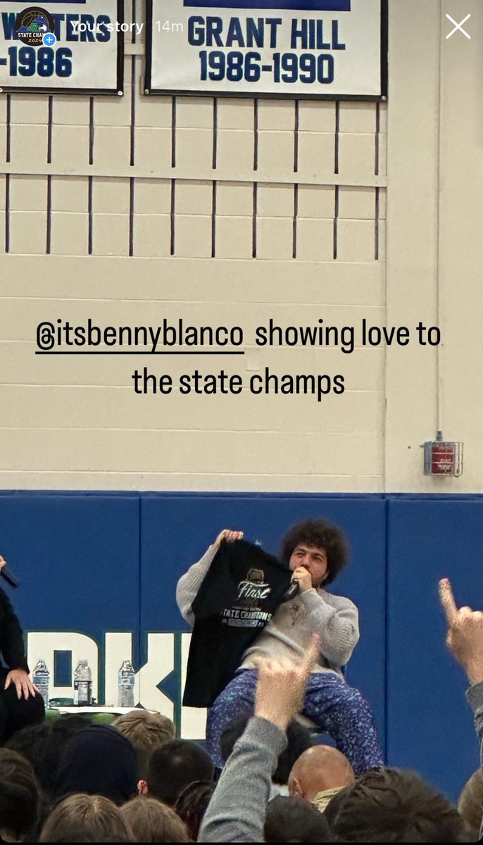 Shout out to Reston’s own, @ItsBennyBlanco for stopping by to show love to the Boys State Championship 🏀 team and the whole student body.