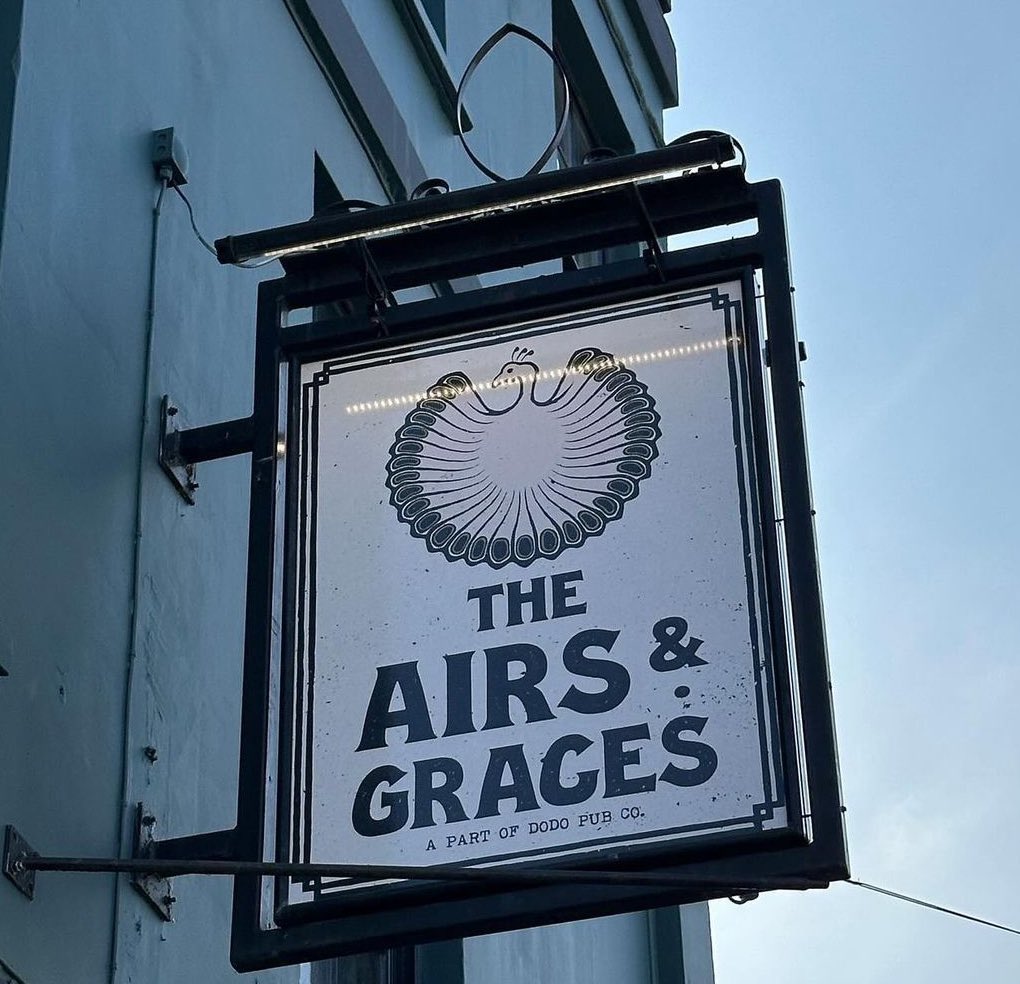 ArkellsBrewery's tweet image. We’ve expanded our pub portfolio &amp;amp; are proud to introduce our latest purchase in Cheltenham. We completed a full refurbishment &amp;amp; were really excited to have been able to get ‘The Airs &amp;amp; Graces’ open in time for Easter.

arkells.com/news/airs_grac…
 
#NewPub #Cheltenham #Hospitality