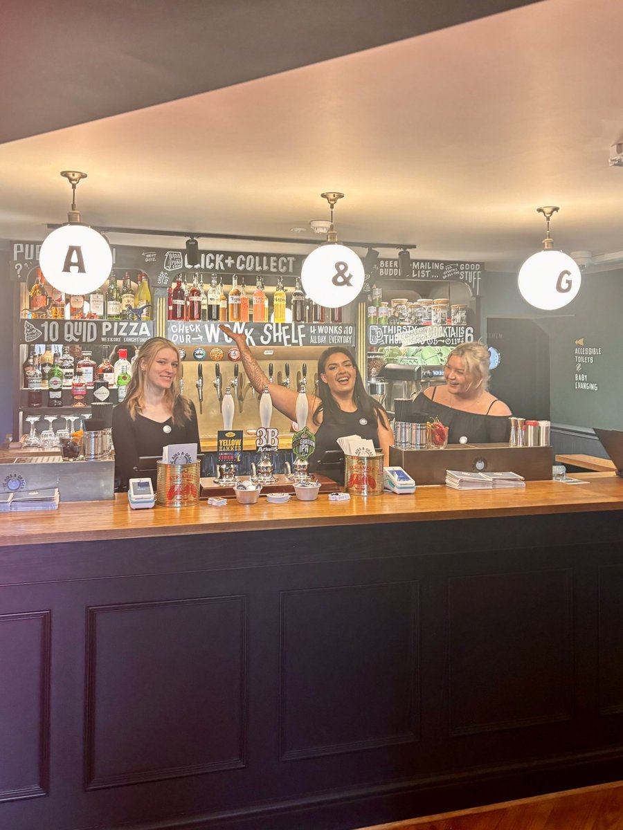 ArkellsBrewery's tweet image. We’ve expanded our pub portfolio &amp;amp; are proud to introduce our latest purchase in Cheltenham. We completed a full refurbishment &amp;amp; were really excited to have been able to get ‘The Airs &amp;amp; Graces’ open in time for Easter.

arkells.com/news/airs_grac…
 
#NewPub #Cheltenham #Hospitality