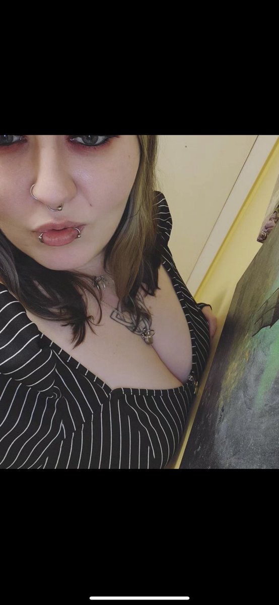 lashesandkinks's tweet photo. BBW goth content available, down and dirty 🫦 huge t!ts, pretty shaved🐱 squirter 💦 interested? Msg me. #bbw #ContentCreator #bbwmodel https://t.co/DPOye7RDpm