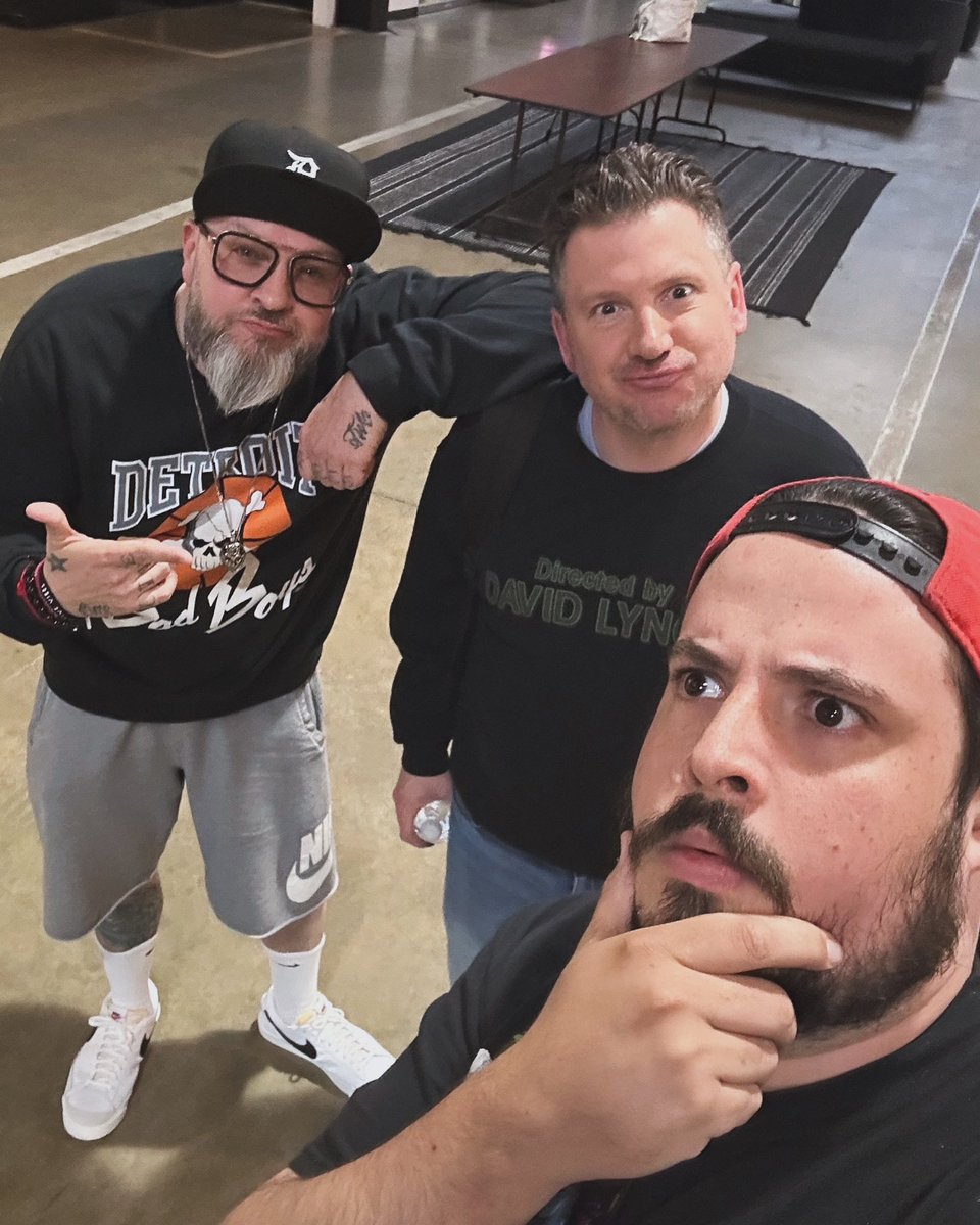 NormalWorldTV's tweet image. Join us tonight on an all new Normal World at 10/9c with guest Dirty White! 
@LandauDave @QTRBlackGarrett @BlazeTV