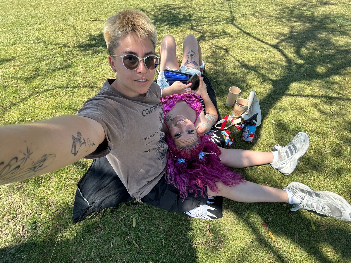 virtual_mami's tweet photo. love being in love with you https://t.co/QUminraLsm
