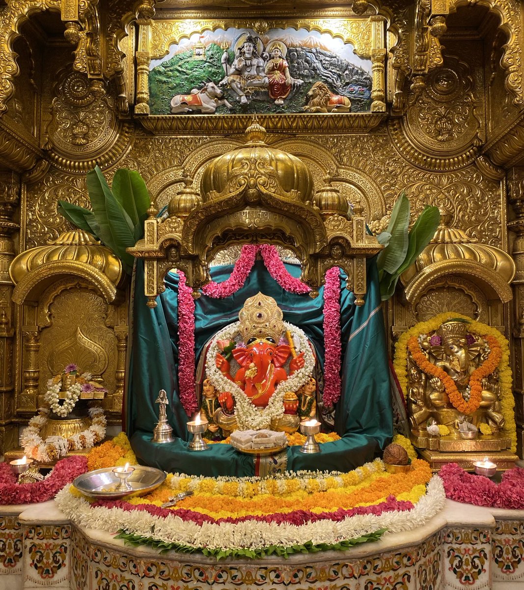 🙏 गणपती  बाप्पा मोरया 🌺मंगलमूर्ती मोरया 🙏२४/०४/२०२४
🙏Ganapati Bappa Moraya 🌺 Mangalmurti Moraya  🙏24/04/2024