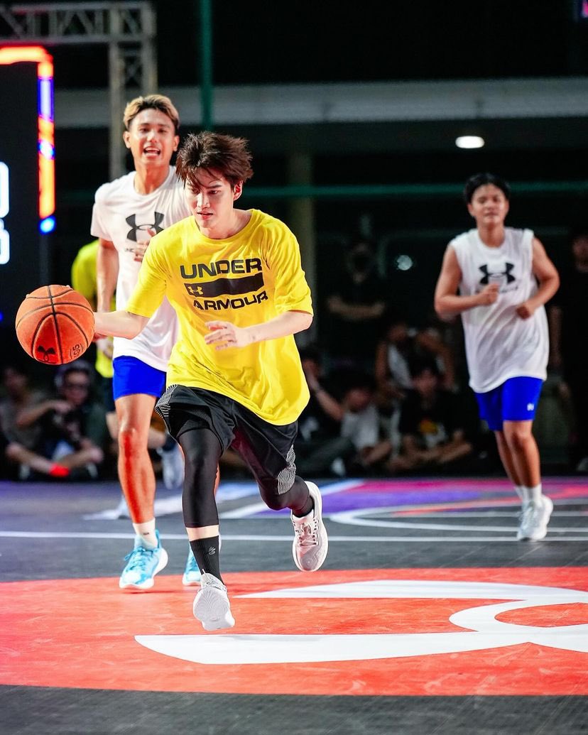 อย่างลอยยยย 🏀

#golfpichaya IG
#กอล์ฟพิชญะ
#UA5x5TH #UnderArmourTH
#ProtectThisHouse