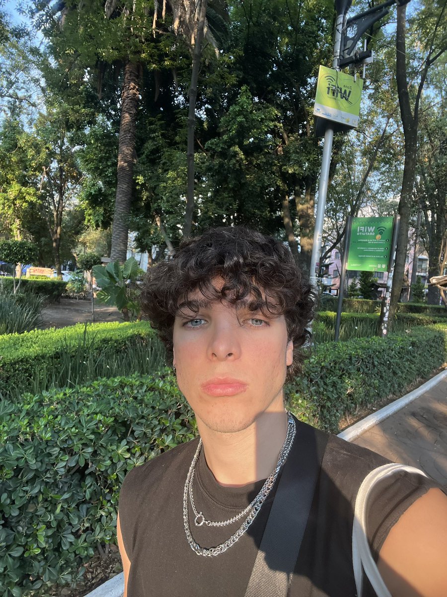 Juanicar2's tweet photo. Que lindo cdmx soleado https://t.co/i8Z0Z2jzdT