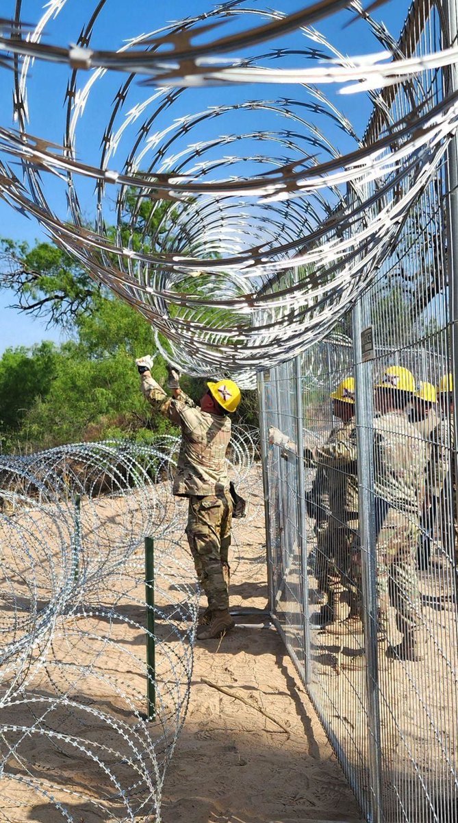 Building and reinforcing barriers to hold the line. National Guard Soldiers from Florida and Iowa are helping secure the Nation on the Texas border as part of #OperationLoneStar. #FLNG #IowaNationalGuard